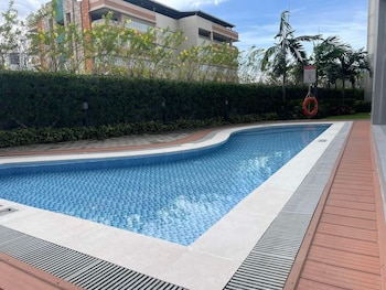 lush residence makati city by darpm