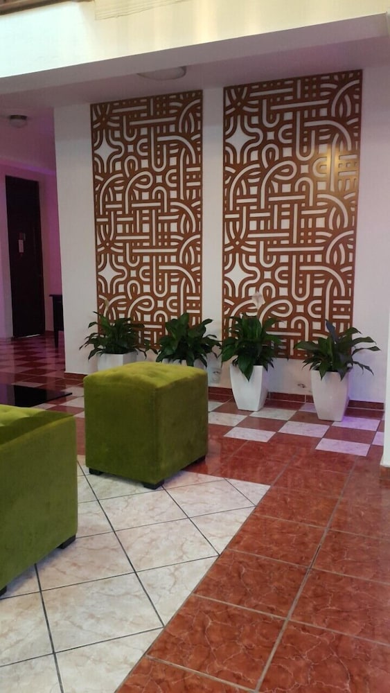hotel rey