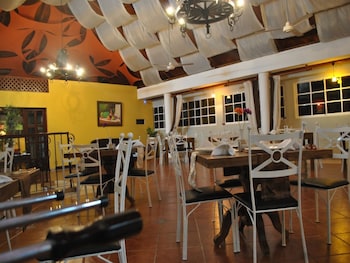 hotel rey