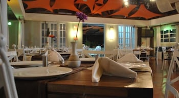 hotel rey