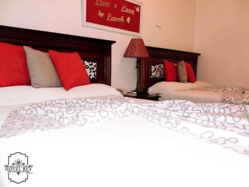 hotel rey