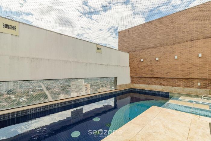 apartment next to flamboyant shopping mall ess