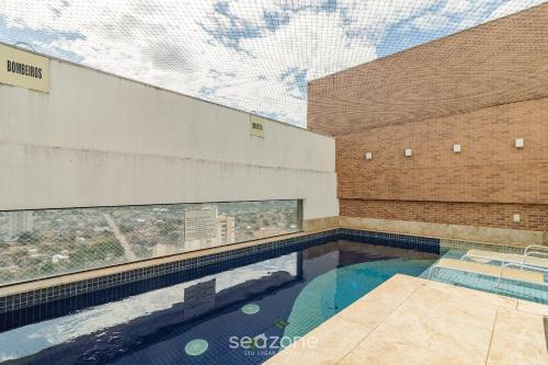 apartment next to flamboyant shopping mall ess