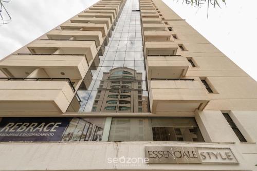apartment next to flamboyant shopping mall ess