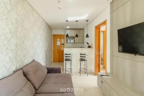 apartment next to flamboyant shopping mall ess