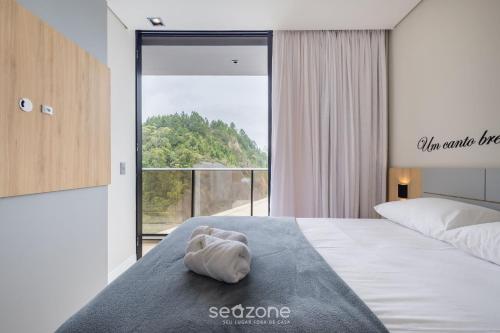 building with swimming pool next to balneario shopping in bc tso