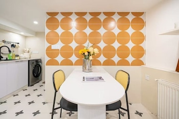 shanghai hillsand zinn city loft