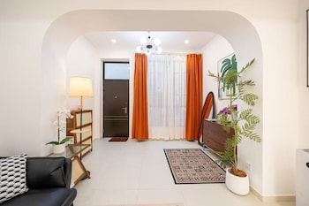 shanghai hillsand zinn city loft
