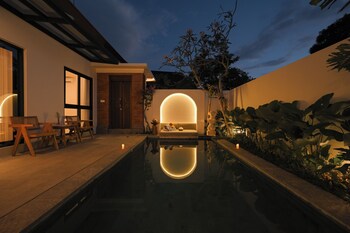 The Ardana Residence,,3 star