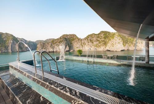 ha long