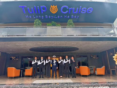 tulip cruise by hag