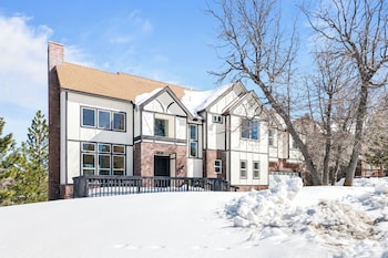 the bear house