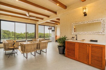 elivaas villa fleuve