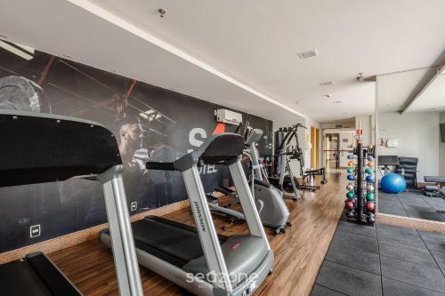 studio with pool in aguas claras sht1701