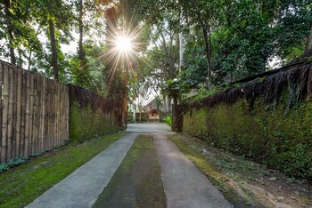 kamaniiya river villa sayan ubud