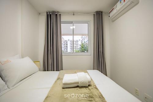 condominio bem localizado com piscina tcr