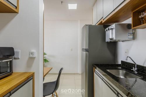 condominio bem localizado com piscina tcr