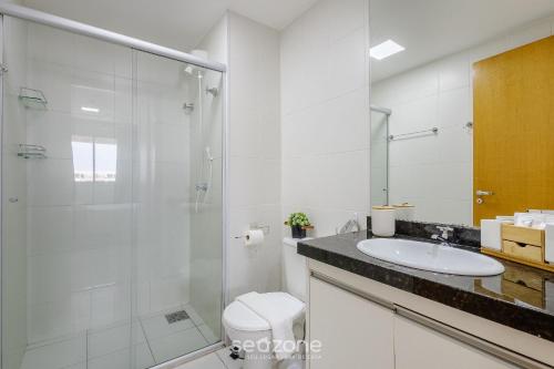 condominio bem localizado com piscina tcr