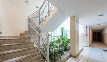 Elegant Accommodations Just Minutes From Brasilia's Main Attractions - Ark,,2 star
