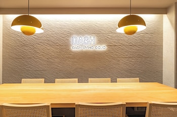 Dash Living Gojo,,2 star