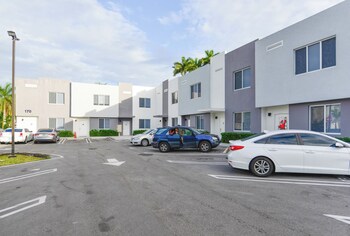 stylish townhouses by design district