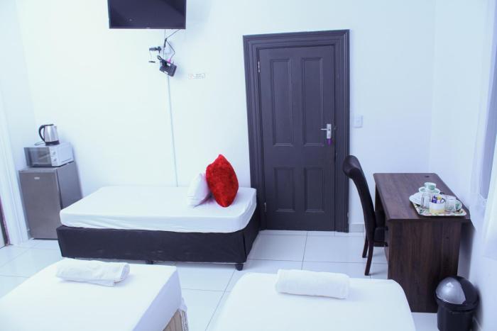 4 callington guest house