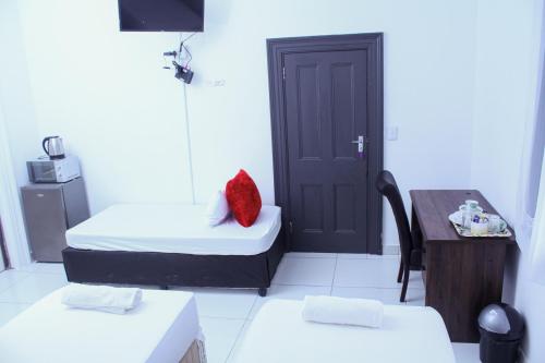 4 callington guest house