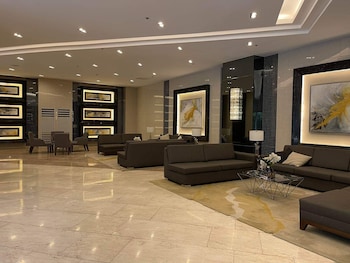 Fame Residences Mandaluyong By Darpm,,3 star