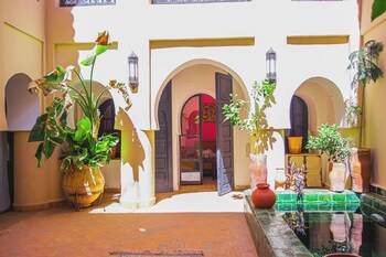 riad dar lalla