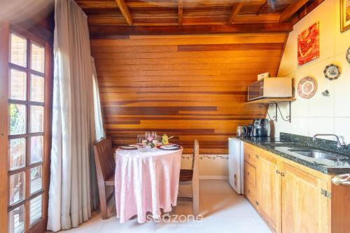 fully equipped studios near armacao beach and beto carrero park trs