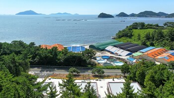 namhae orda pool villa