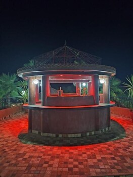 eden suites