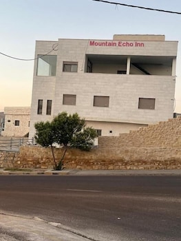 mountain echo inn