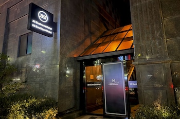 3s hotel dongtan business