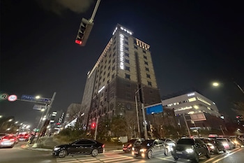 3s hotel dongtan business
