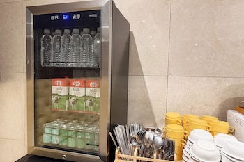 3s hotel dongtan business
