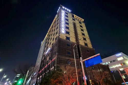 3s hotel dongtan business