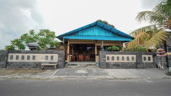 mona bali guest house