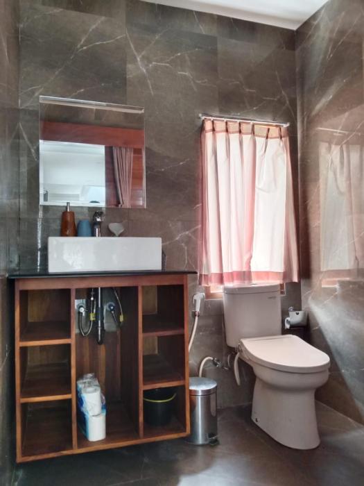 mona bali guest house