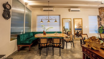 elivaas bludoor 5 bhk pet friendly villa