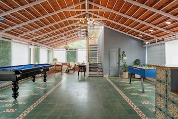 elivaas bludoor 5 bhk pet friendly villa