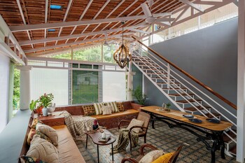 elivaas bludoor 5 bhk pet friendly villa
