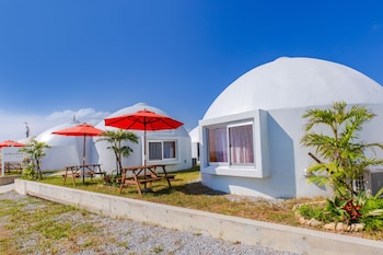 Uruma Dome Okinawa Pluto 10,,3 star