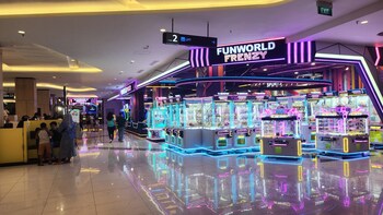 2br pakuwon city mall surabaya indonesia