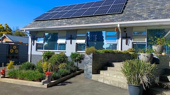 utopia guest house