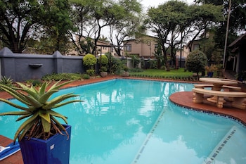 Golden Casa,,3 star