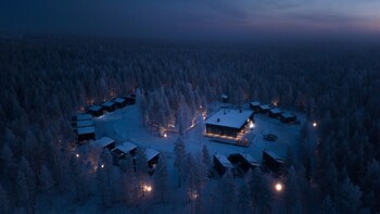 halo igloos private sauna and hot tub