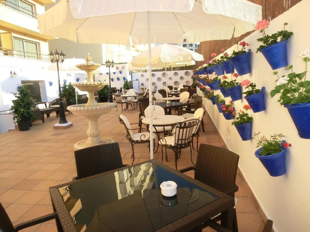 hotel el faro marbella