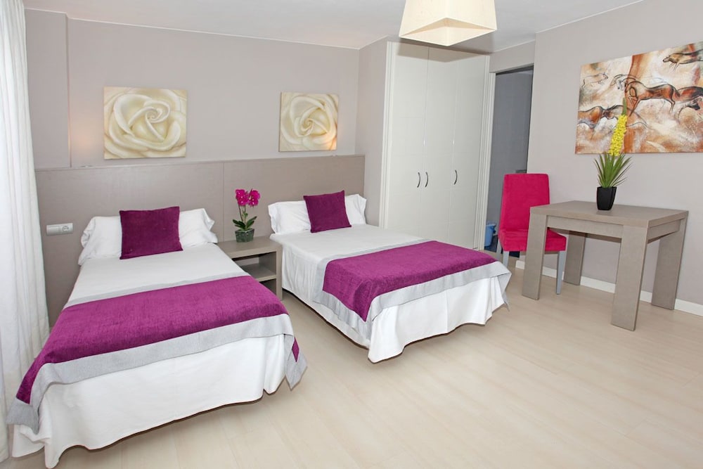 hotel el faro marbella