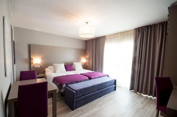 hotel el faro marbella